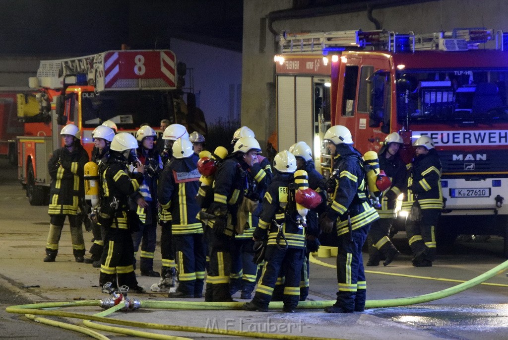 Feuer 2 AVG Koeln Rath Heumar Wikingerstr P058.JPG - Miklos Laubert